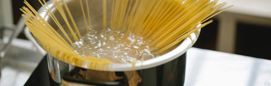 SPAGHETTI CON ZUCCHINE ALLA NERANO